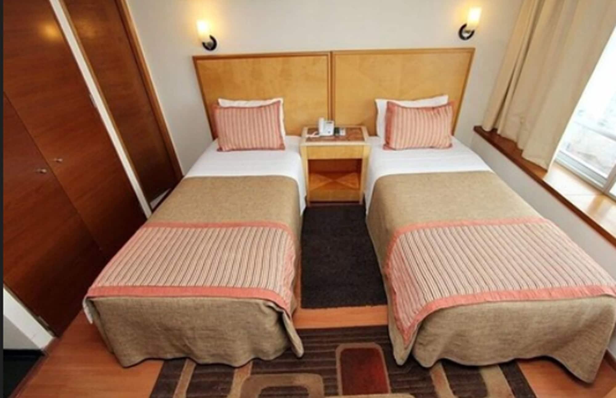 Rq Santiago Aparthotel Εξωτερικό φωτογραφία